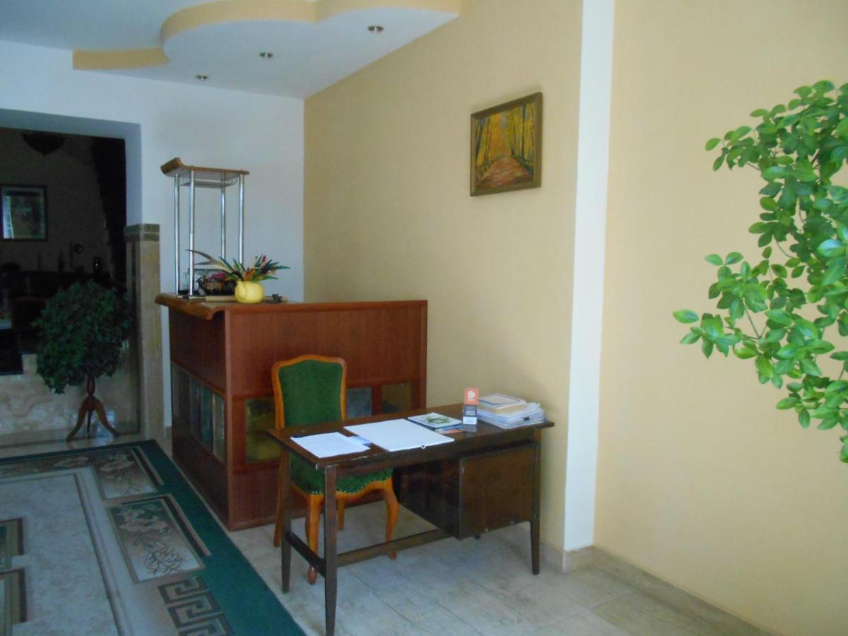 Сolibri Hotel Jerevan Eksteriør billede